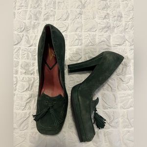 Vince camuto green heeled loafers